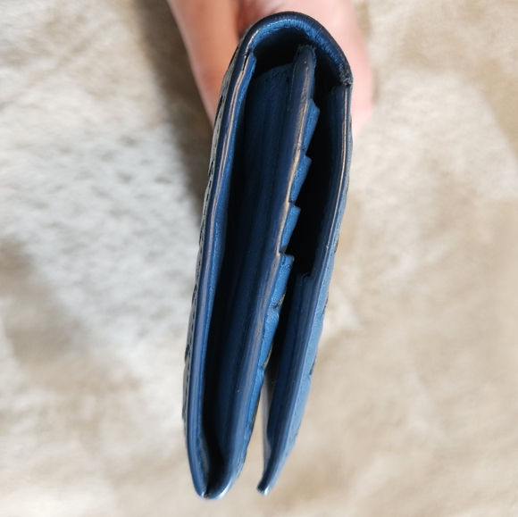 Blue Woven Bottega Veneta Wallet - Picture 9 of 11